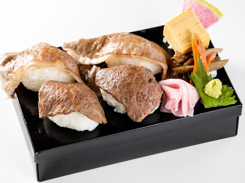 常陸牛炙り寿司箱